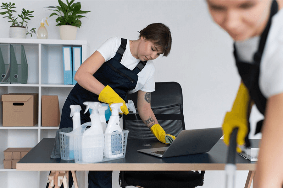 Detailed cleaning checklist ensuring quality assurance and customer satisfaction.